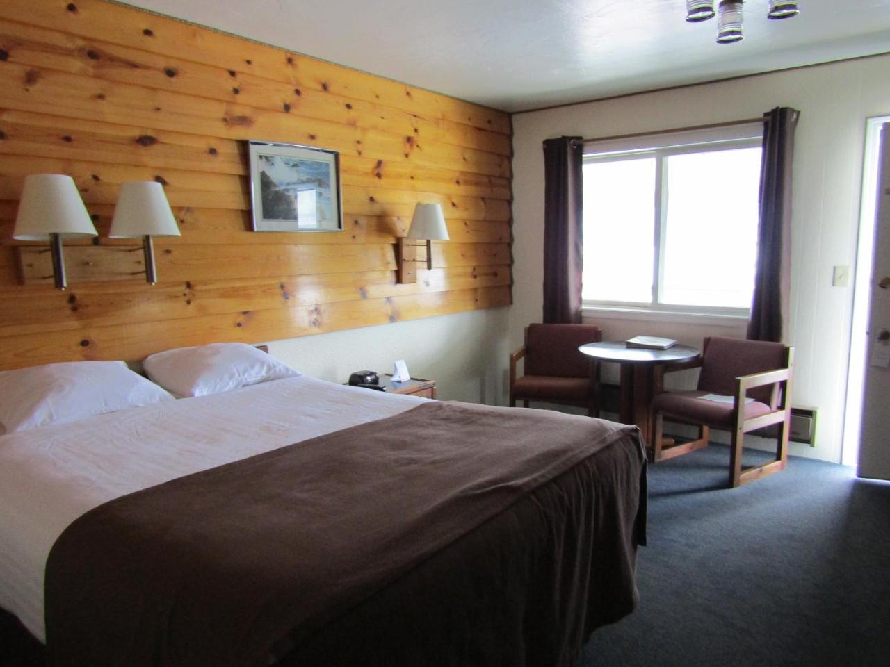 Captain'S Choice Motel Haines Εξωτερικό φωτογραφία
