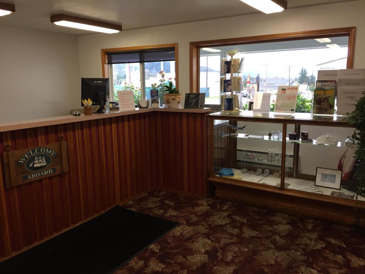 Captain'S Choice Motel Haines Εξωτερικό φωτογραφία