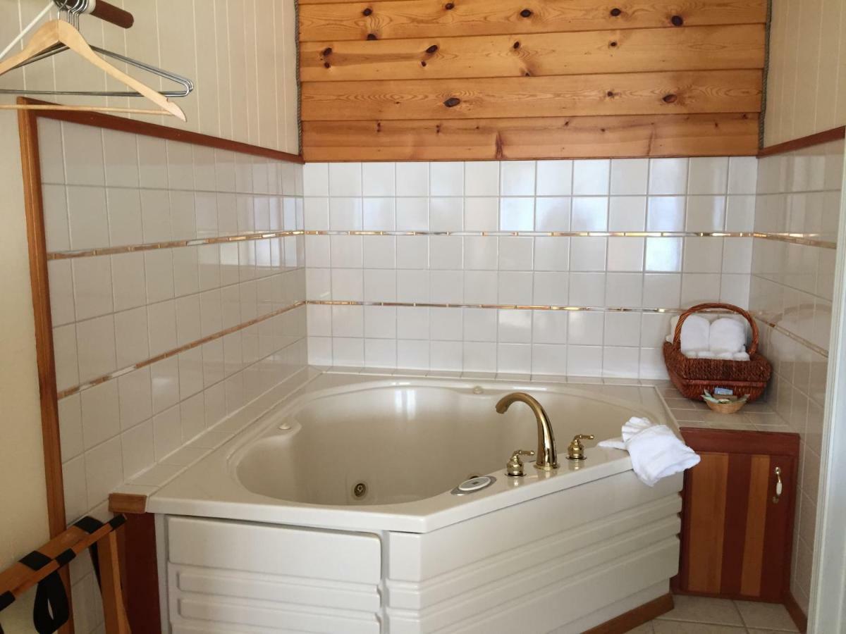 Captain'S Choice Motel Haines Εξωτερικό φωτογραφία